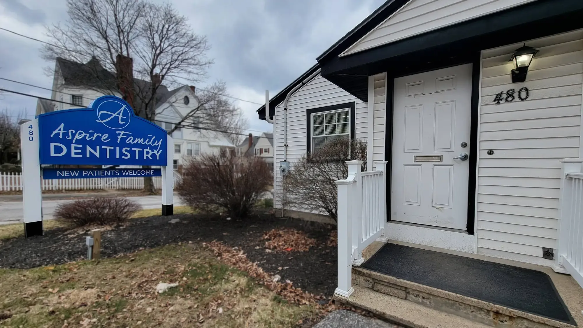 Aspire Family Dentistry Outside Signage